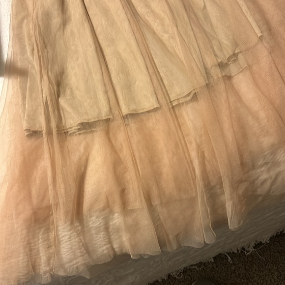 Layered sheer skirt with lacy suspenders and elastic waist - Picture 2 of 4